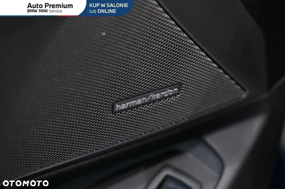 BMW Seria 3 320d xDrive mHEV - 19