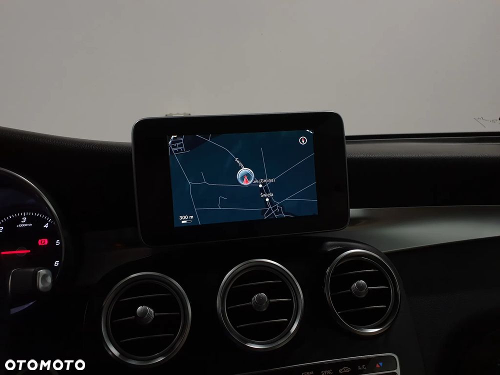 Mercedes-Benz GLC - 14