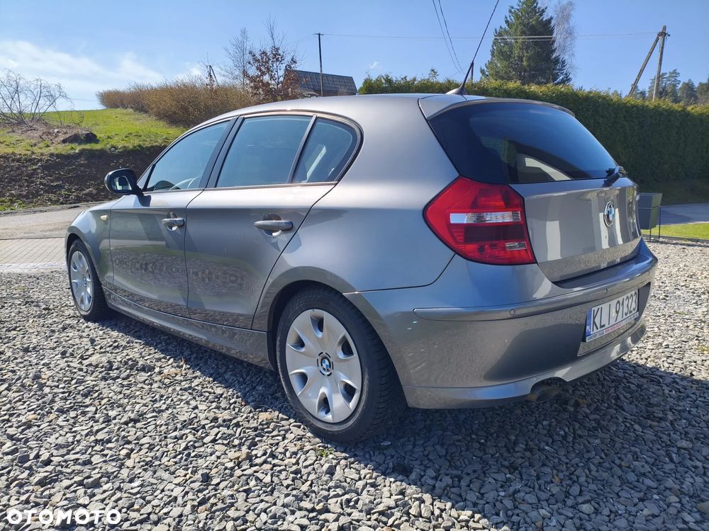 BMW Seria 1 116d - 5