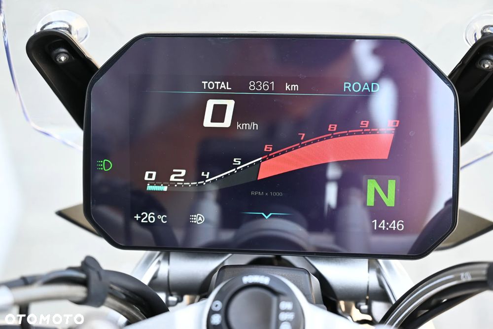 BMW R - 9