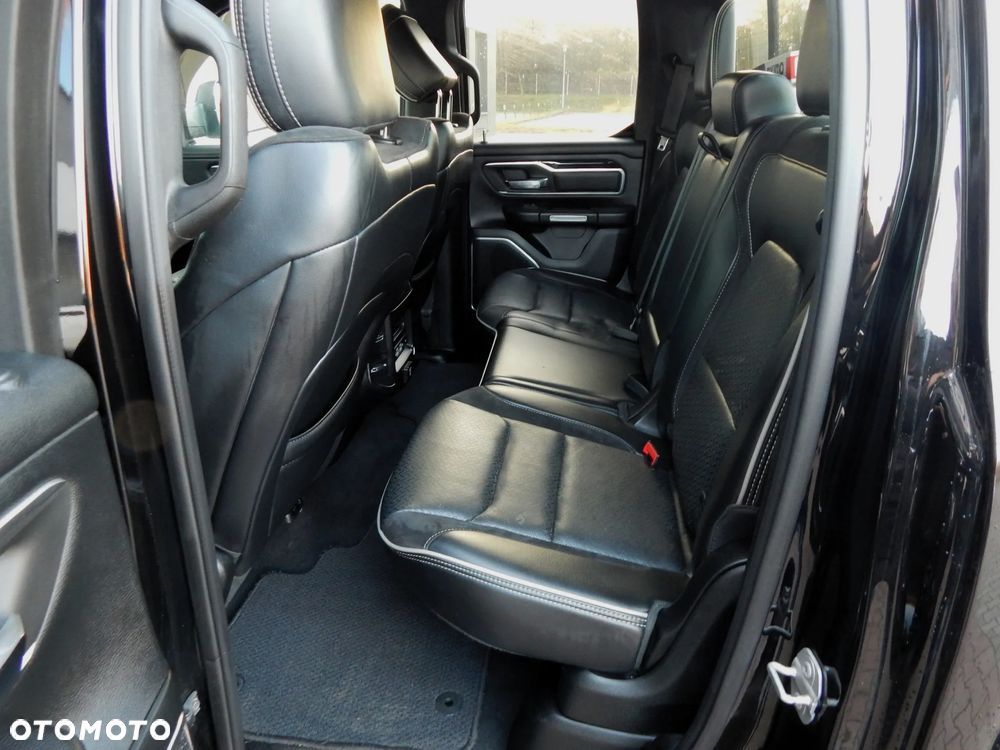 RAM 1500 5.7 Crew Cab Longbed Laramie Chrome - 21
