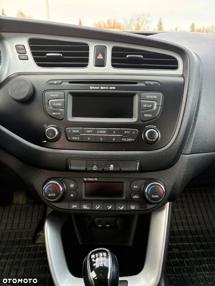 Kia Ceed 1.6 CRDi 128 Spirit - 25