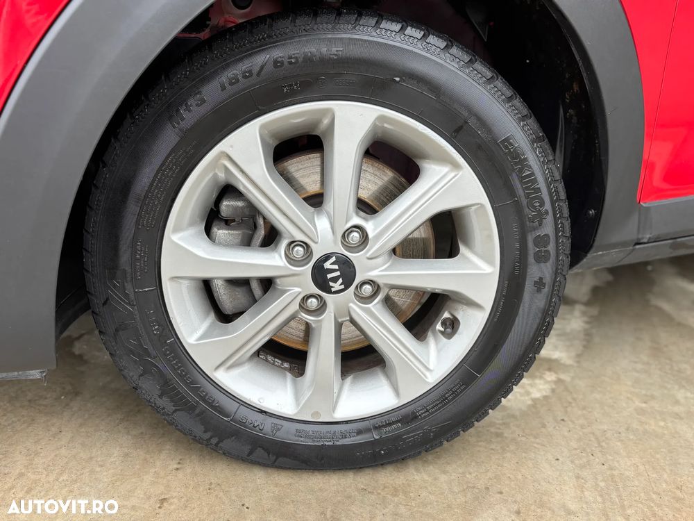 Kia Stonic 1.2 MPI 5MT Trend - 11