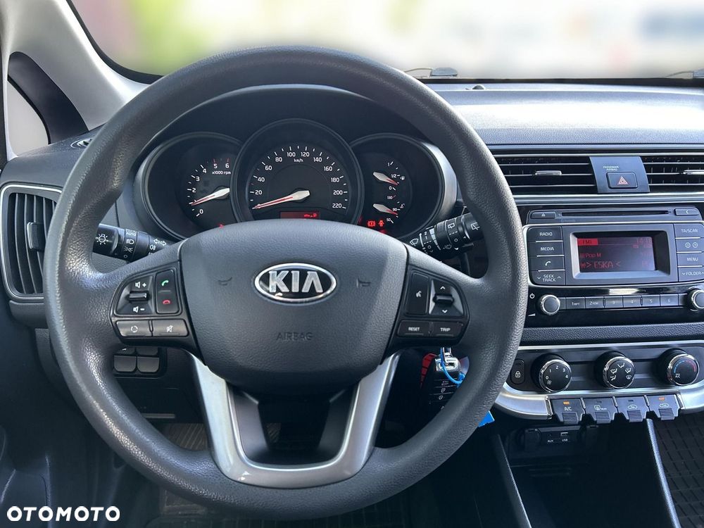 Kia Rio 1.4 crdi L - 10