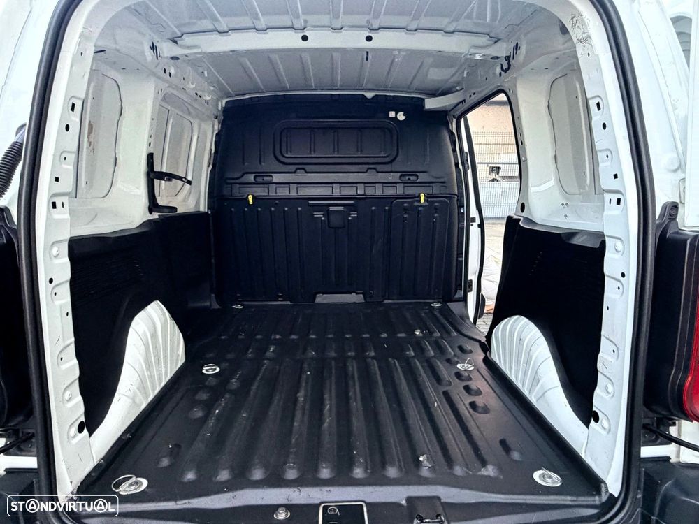 Peugeot Partner 1.5 BlueHDi Standard EAT8 - 33