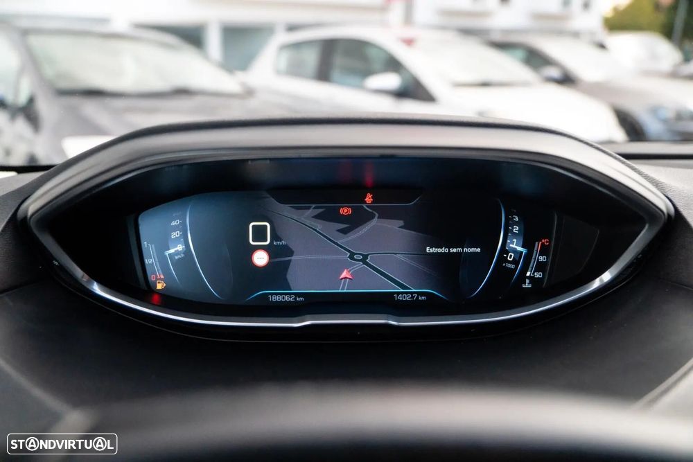 Peugeot 5008 1.6 BlueHDi Allure - 15