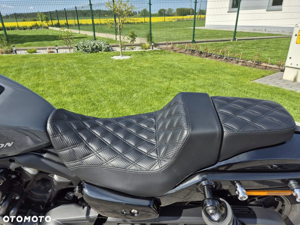 Harley-Davidson Sportster Nightster 975 - 14