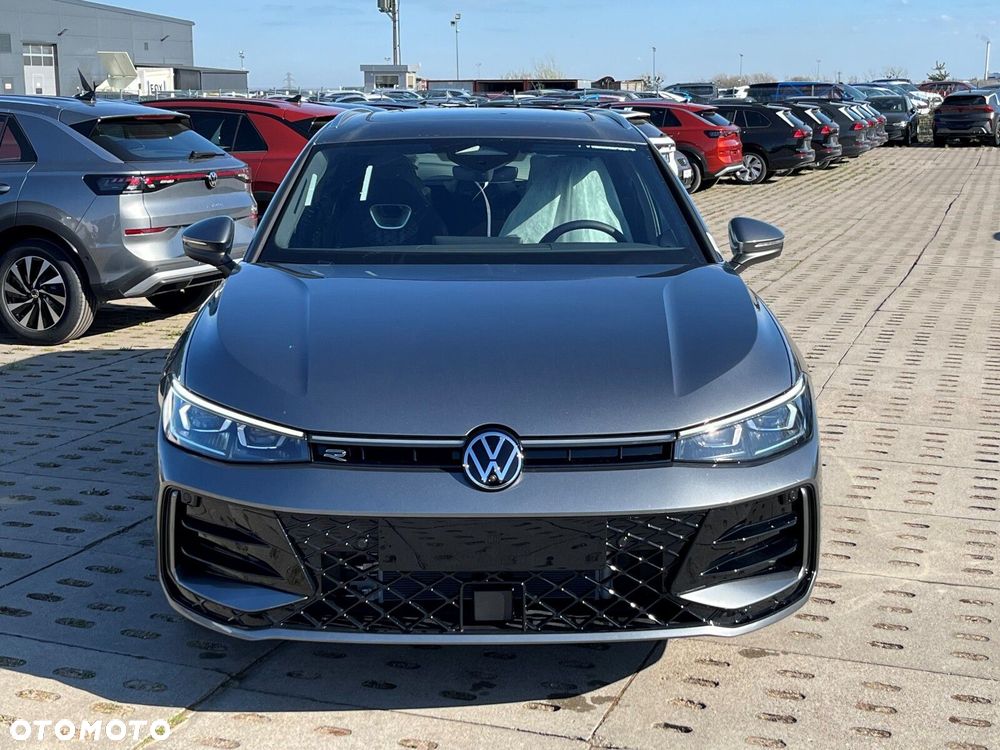 Volkswagen Passat Variant 2.0 TSI R-Line Plus DSG - 2