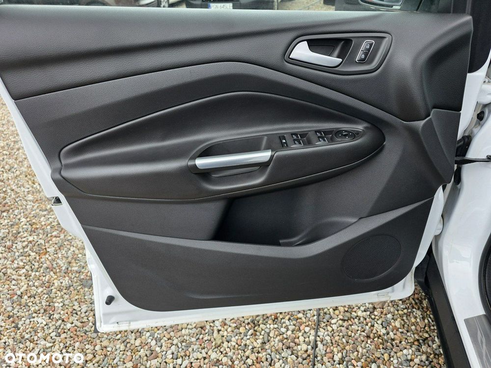 Ford Kuga 2.0 TDCi 4WD Titanium - 16