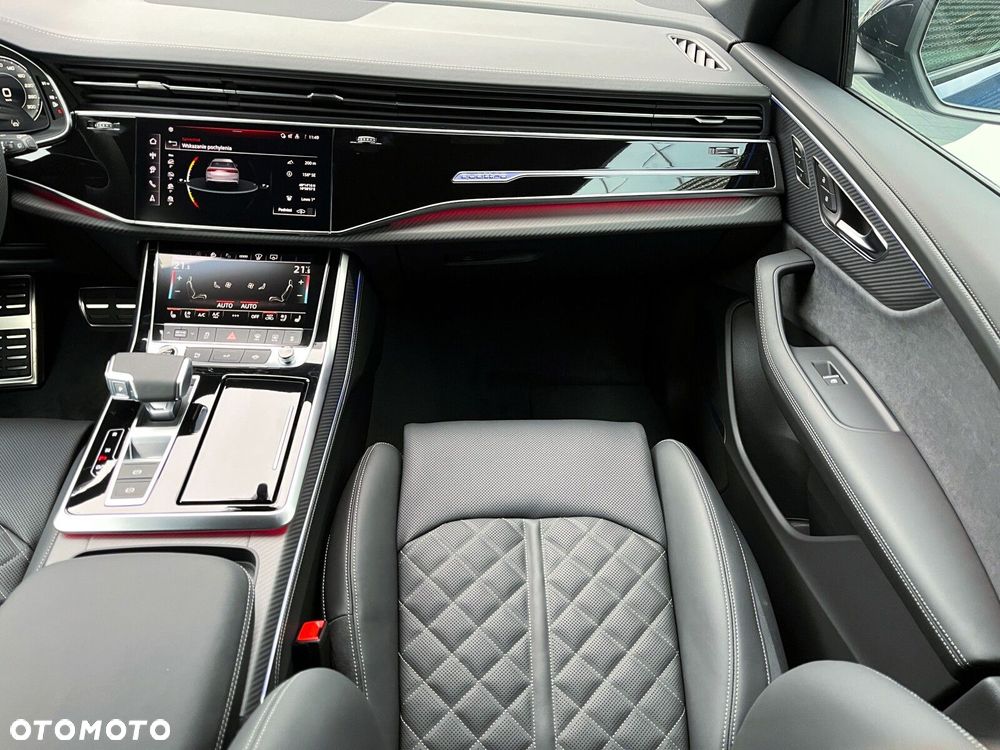 Audi Q8 - 18