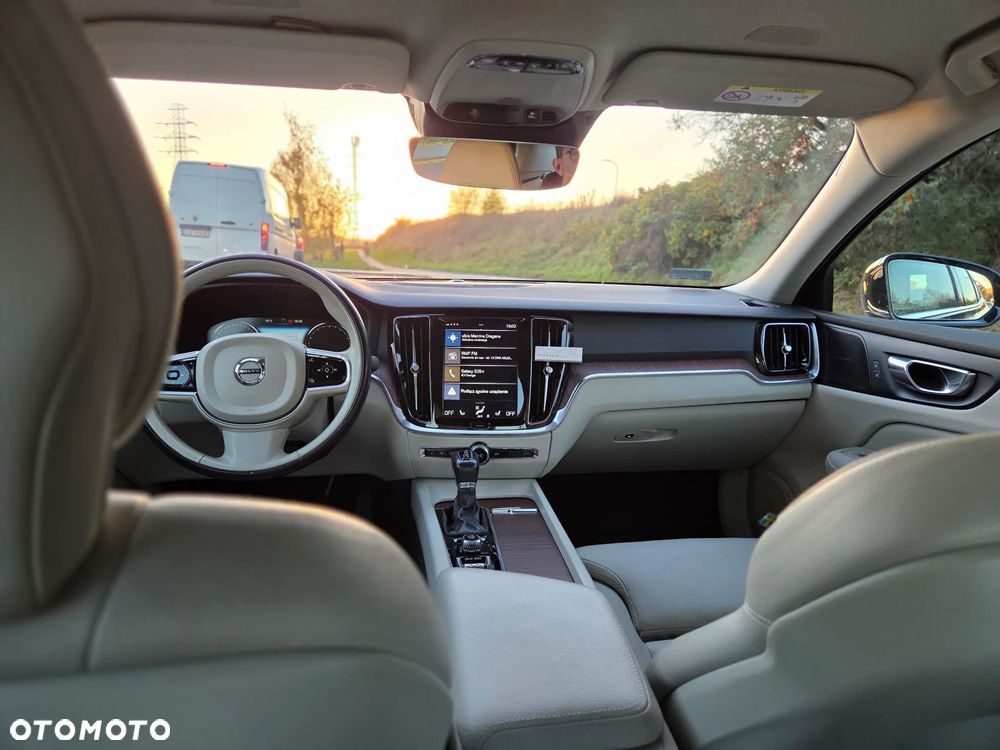 Volvo S60 T4 Inscription First Edition - 10