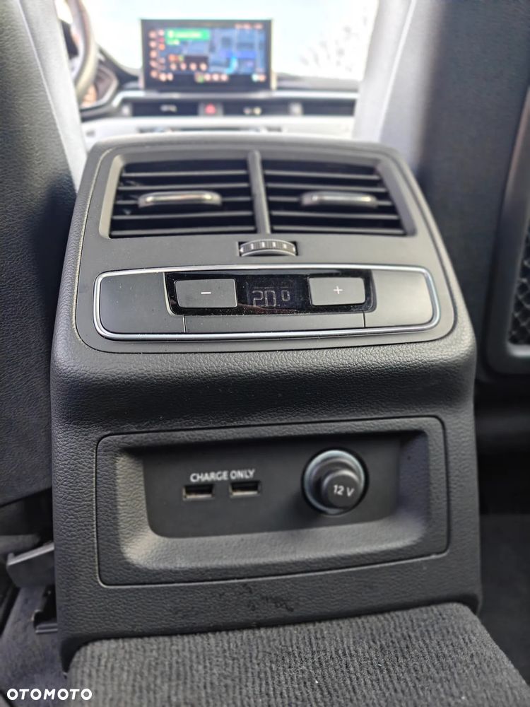 Audi A4 Limousine 45 TFSI mHEV Quattro S Line S tronic - 10