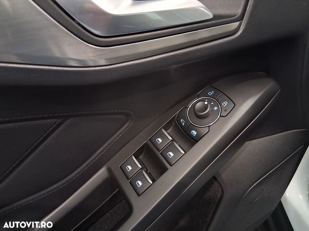 Ford Focus 1.0 EcoBoost Titanium - 13