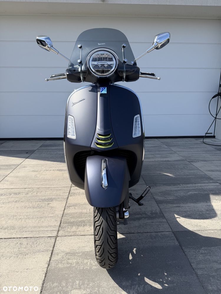Vespa GTS - 5