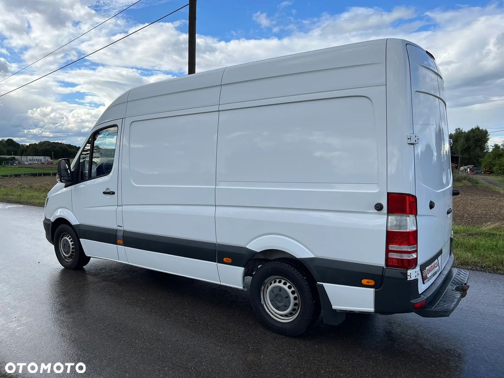 Mercedes-Benz Sprinter - 3