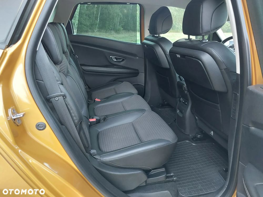Renault Scenic - 23