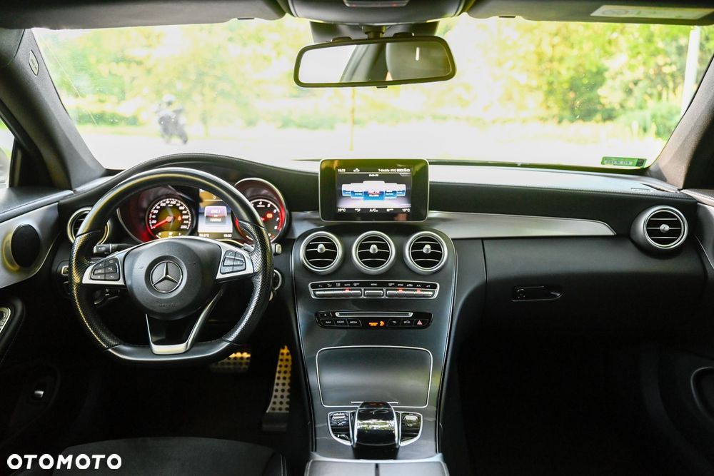 Mercedes-Benz Klasa C 200 4-Matic 9G-Tronic - 14