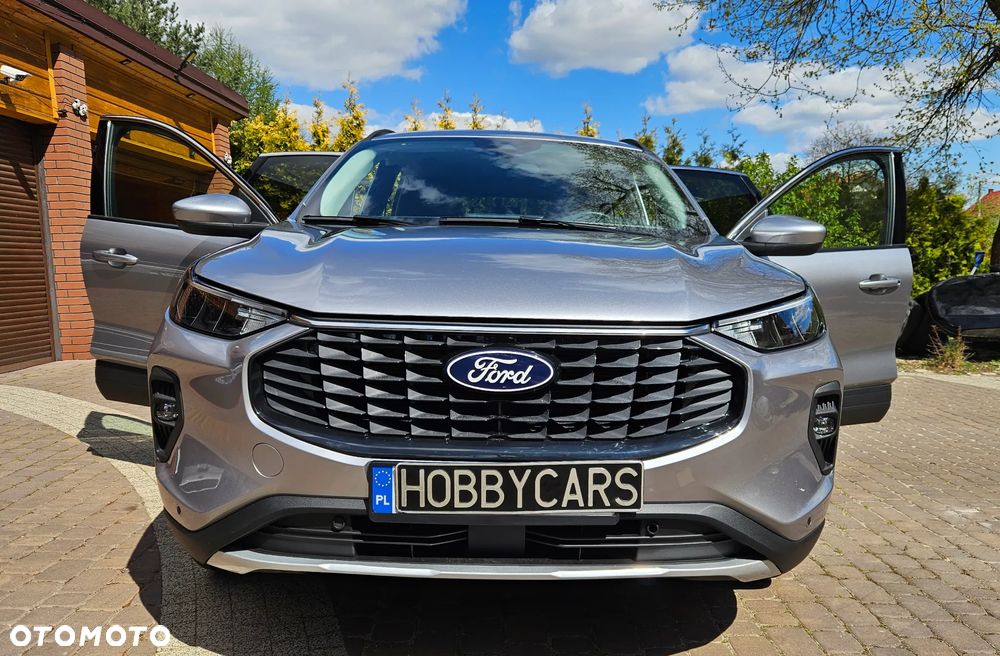 Ford Kuga - 12