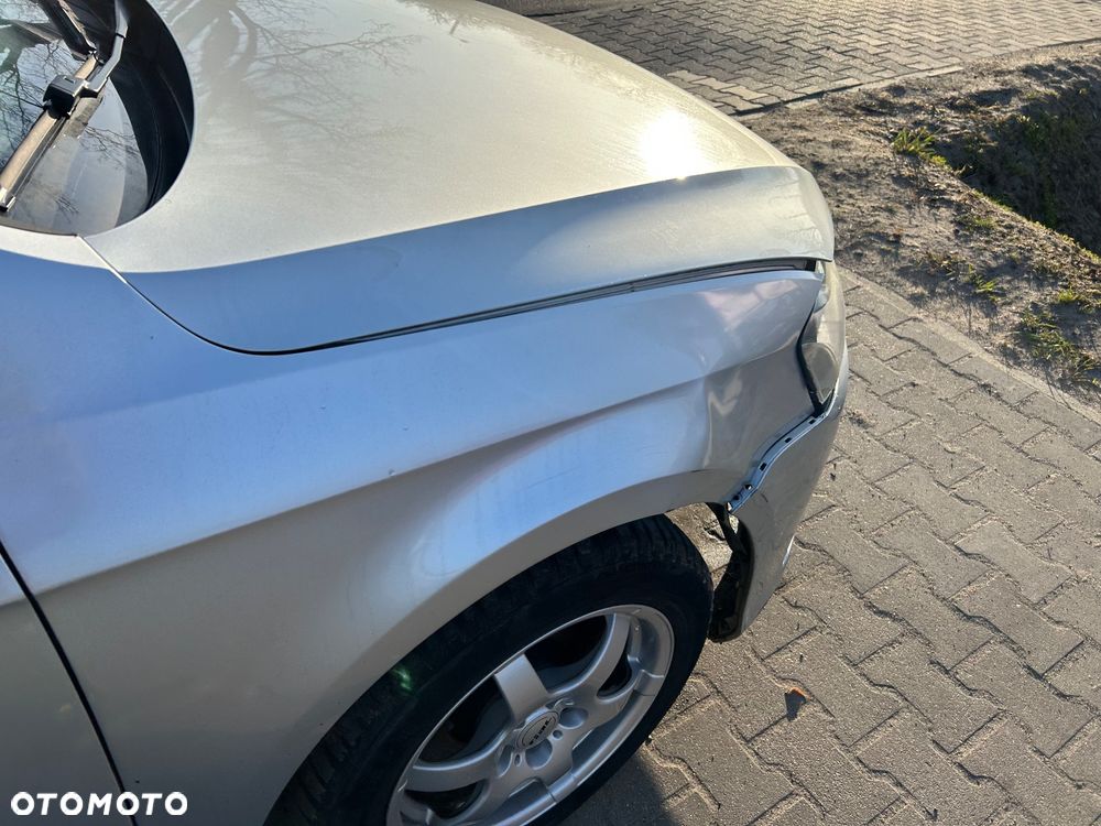 Volkswagen Passat - 19