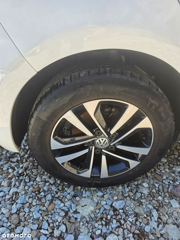 Volkswagen Golf 1.6 TDI SCR IQ.DRIVE - 29