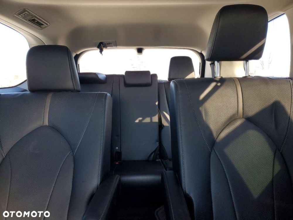 Toyota Grand Highlander - 9
