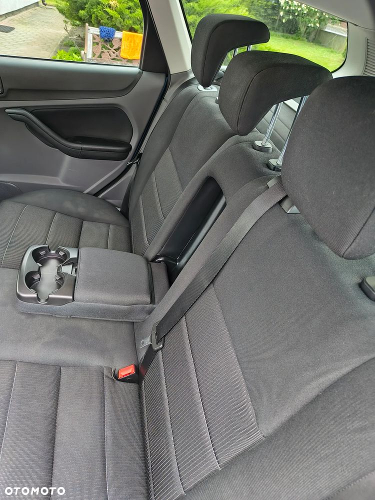 Ford Focus 1.8 FF Gold X - 25