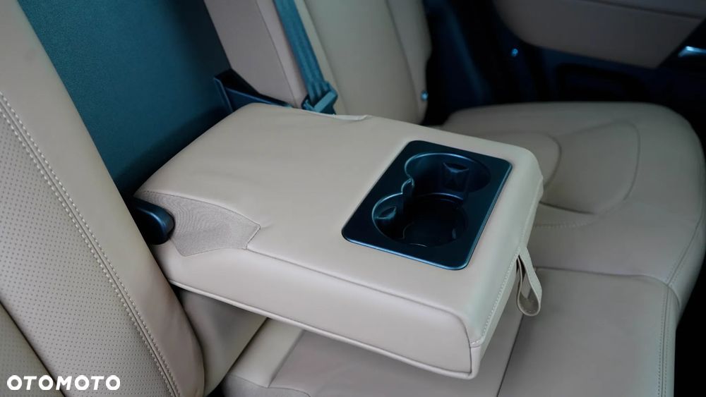 Land Rover Defender 3.0 D350 mHEV X-Dynamic HSE - 34