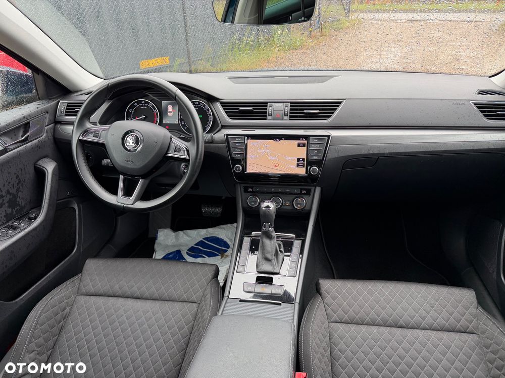 Skoda Superb 1.4 TSI ACT Sportline DSG - 9