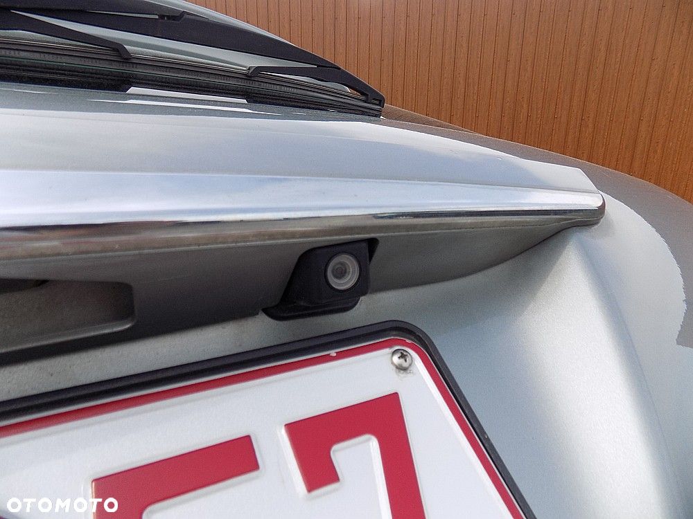 Toyota Verso 2.0 D-4D Life - 16