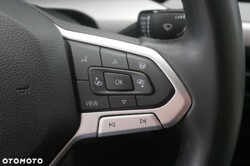 Volkswagen Golf 1.5 TSI Life - 23