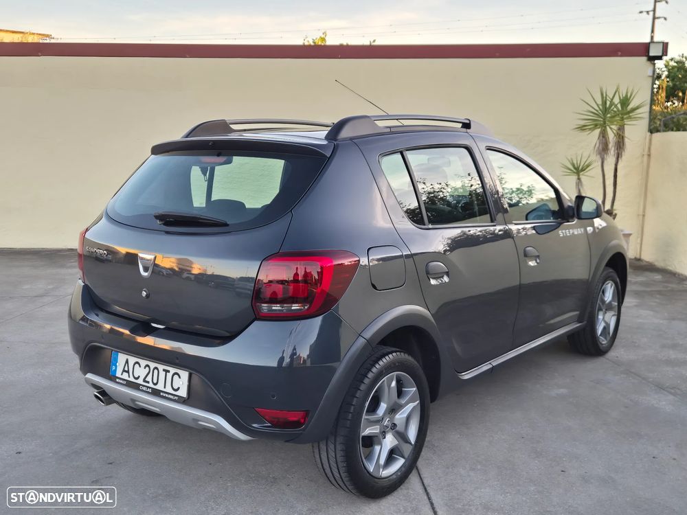 Dacia Sandero 0.9 TCe Stepway - 19