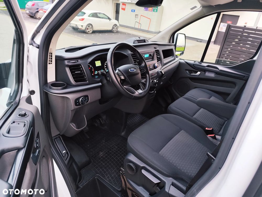 Ford Transit Custom - 12