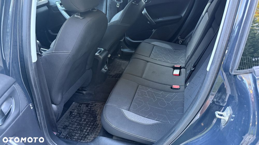 Peugeot 2008 - 16