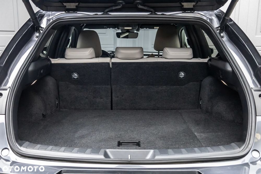 Lexus UX 250h F SPORT - 35