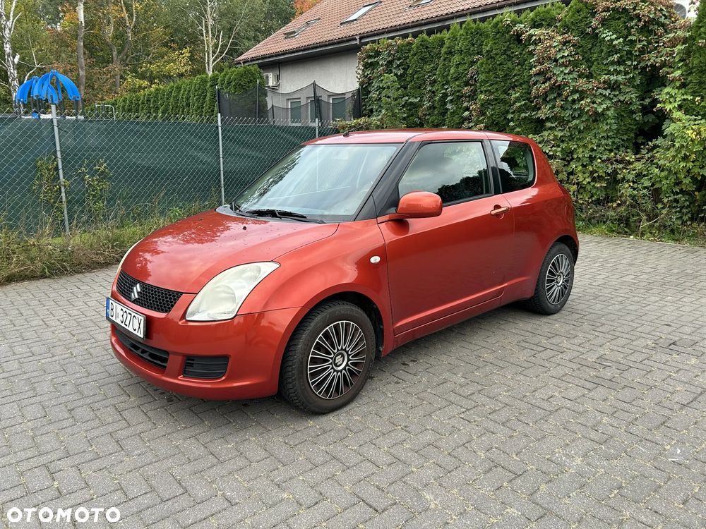 Suzuki Swift 2009 photo 2