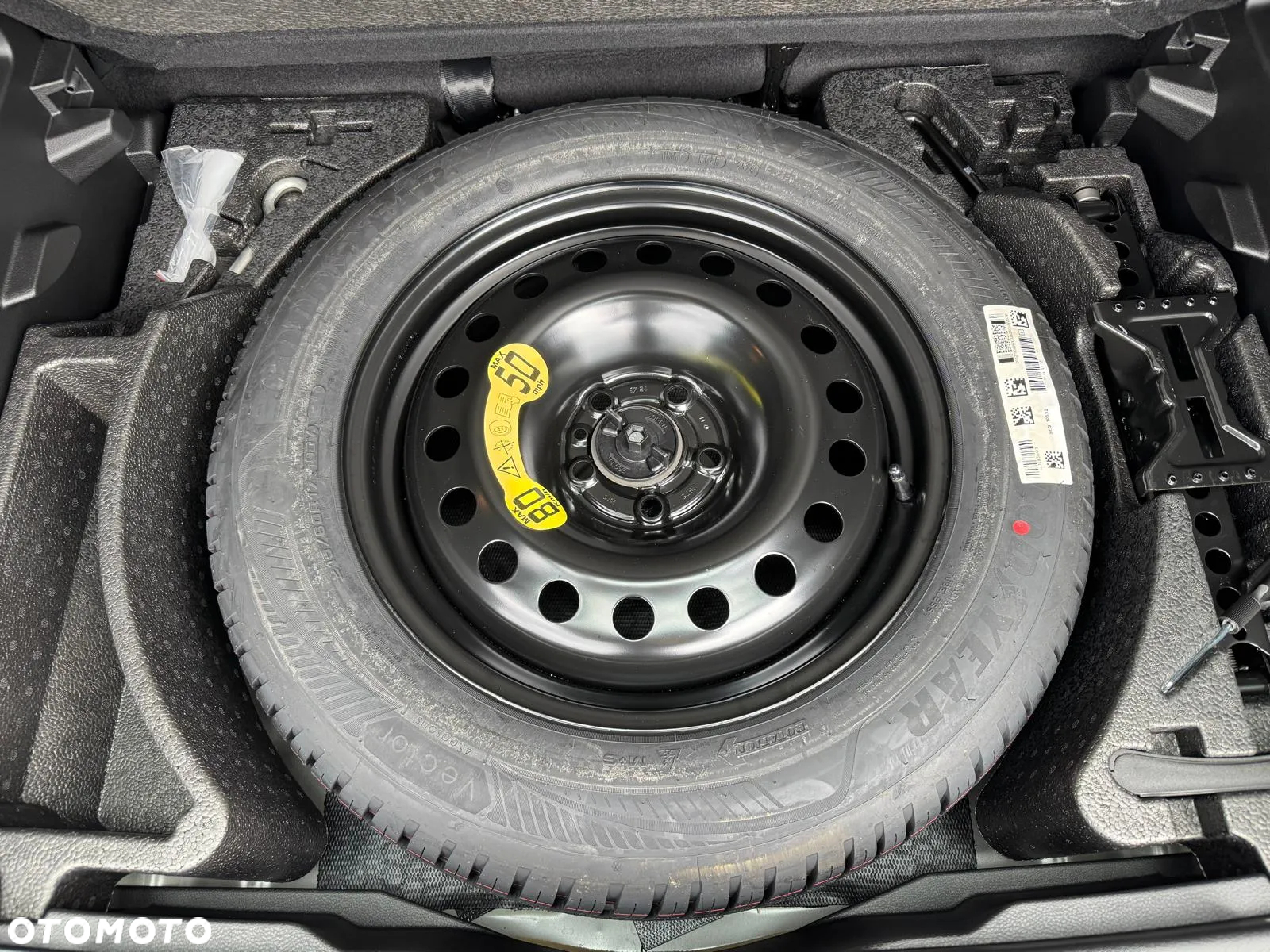 Jeep Renegade 1.5 T4 mHEV Upland FWD S&S DCT - 12