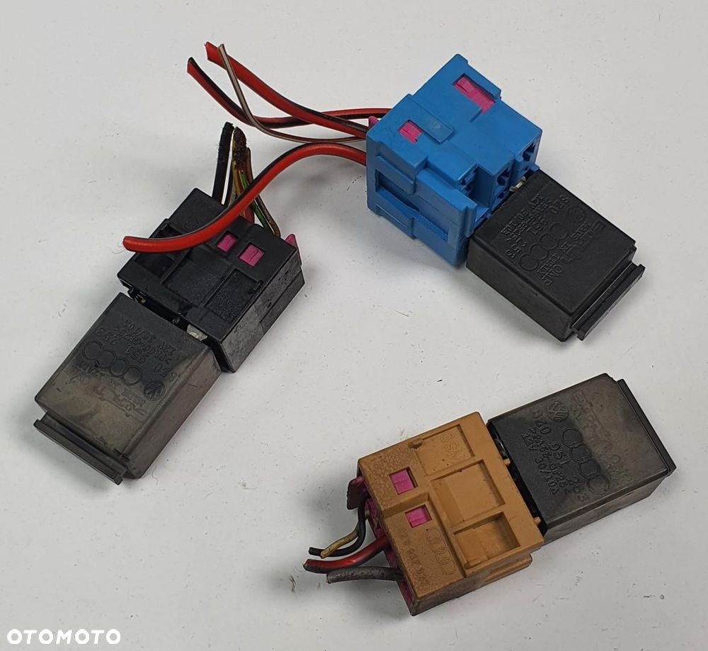 PRZEKAŹNIK 395 AUDI A4 B7 8Z0951253 - 5