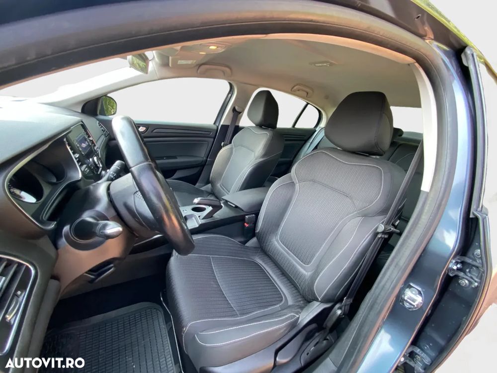 Renault Megane TCe GPF Zen - 5