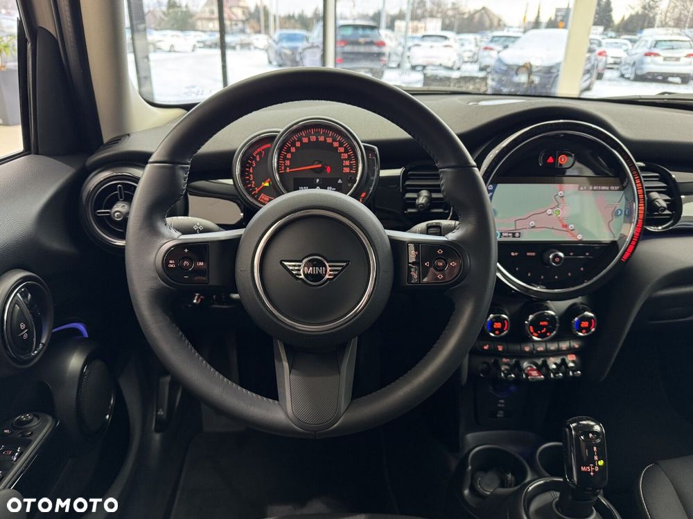 MINI Cooper Standard - 14