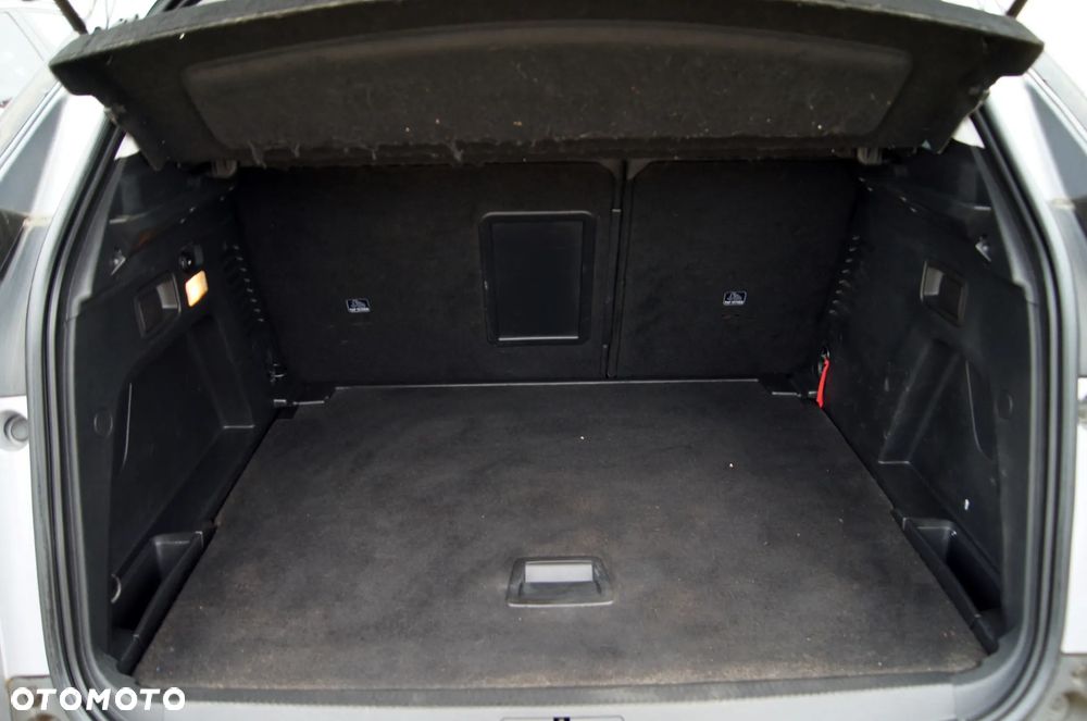 Peugeot 3008 1.5 BlueHDi Allure S&S - 28