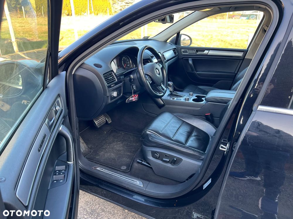 Volkswagen Touareg - 8