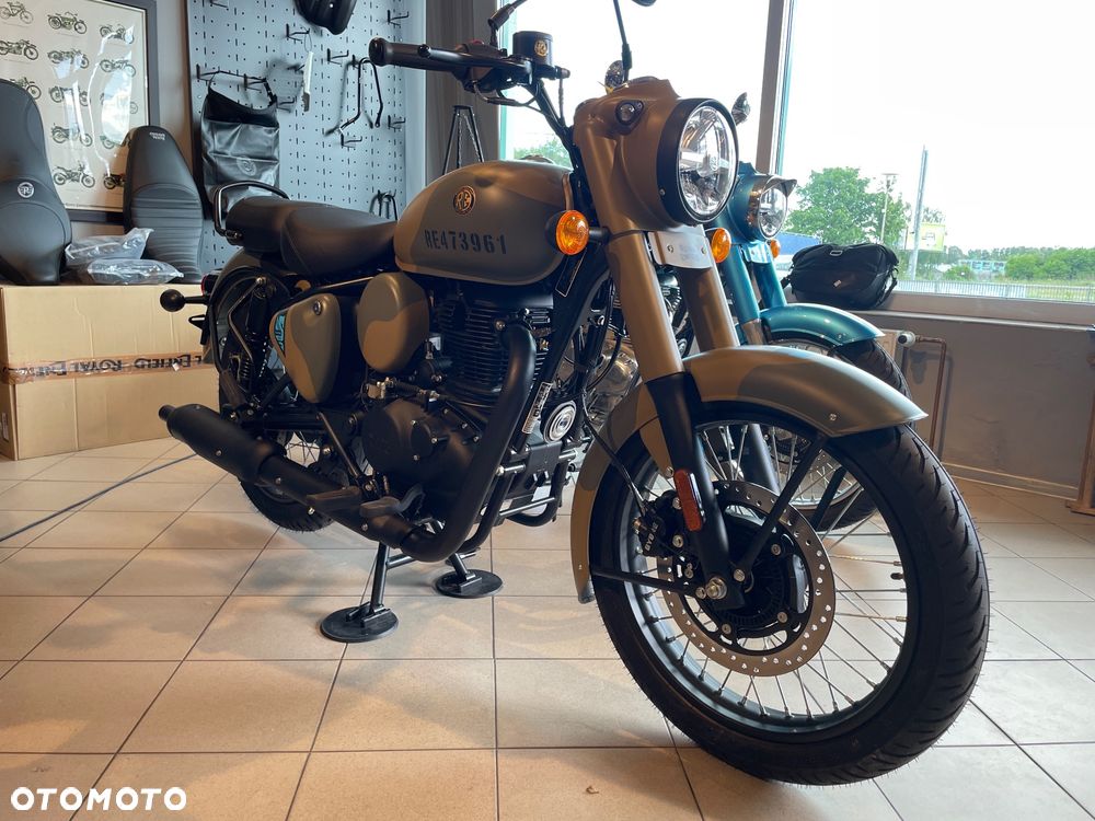 Royal Enfield Classic - 2
