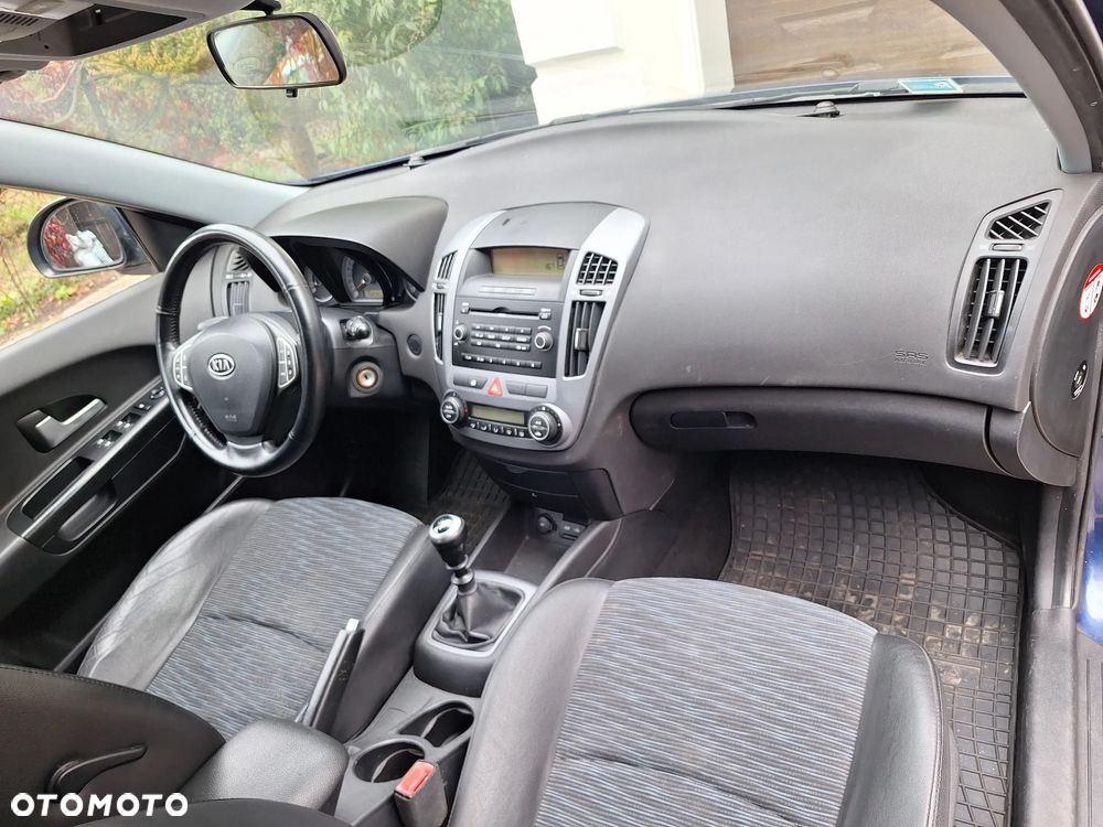 Kia Ceed 1.6 Comfort + - 10