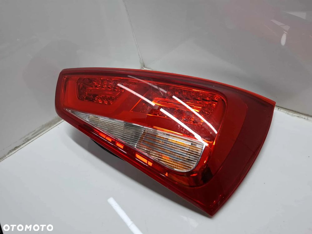 LAMPA TYLNA TYŁ PRAWA AUDI A1 8X 8X0945094B LED - 5