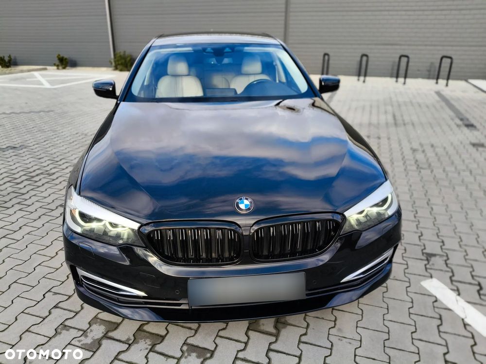 BMW Seria 5 520d xDrive Luxury Line sport - 6