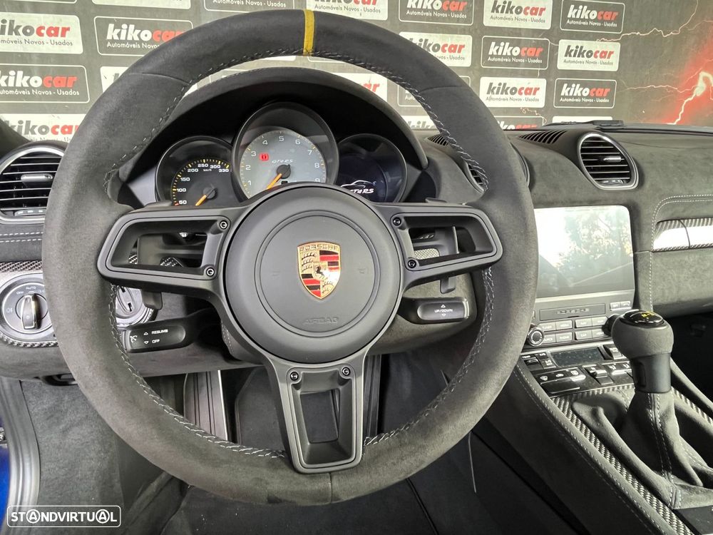 Porsche 718 Cayman GT4 RS - 25