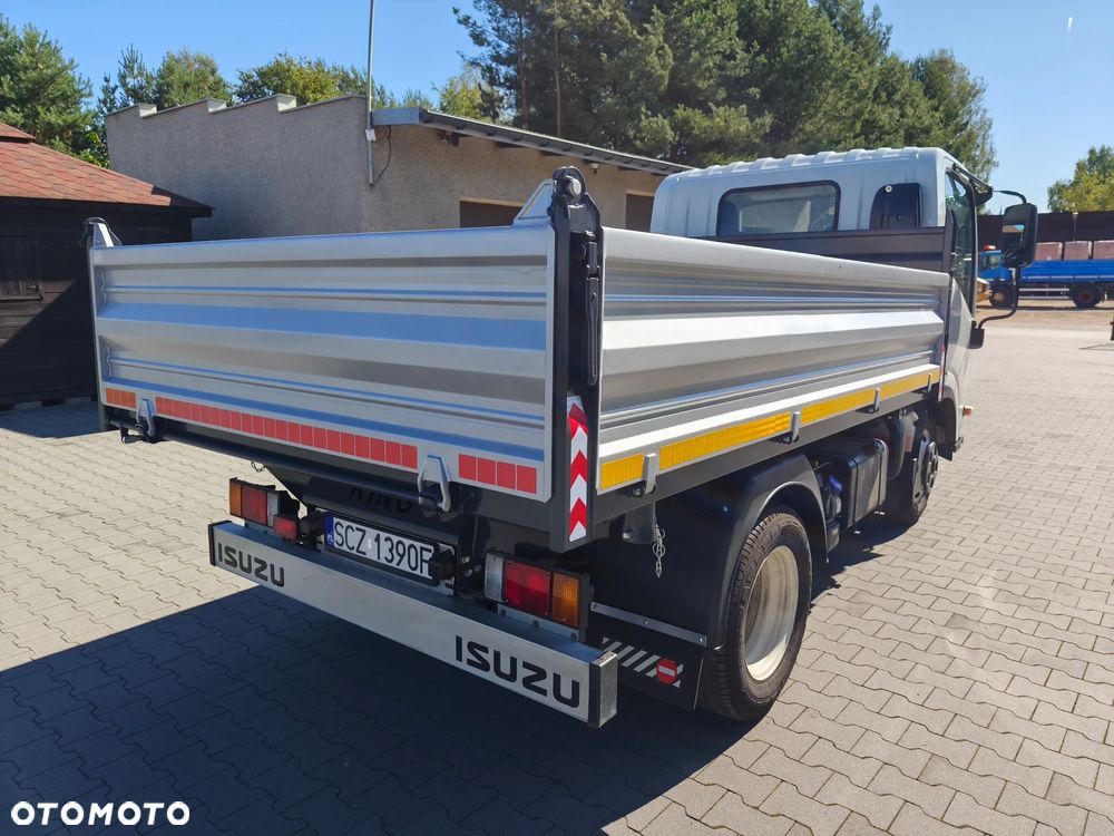 Mitsubishi Fuso Canter - 32