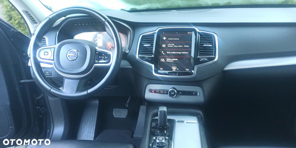 Volvo XC 90 - 31