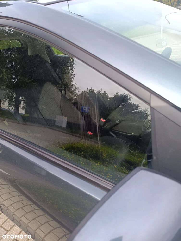 Mazda 2 1.6 MZ-CD Center-Line - 11