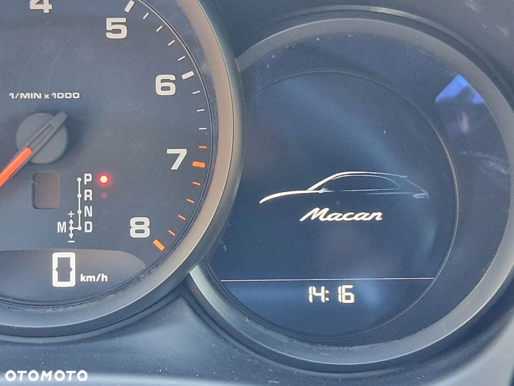 Porsche Macan - 30